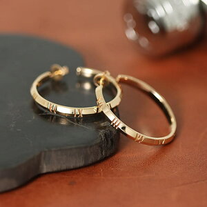 eBt@j[ AgX Xt[v sAX [YS[hisNS[hj [W 136 13 67786130 TIFFANY & Co. VisAX uhWG[ 