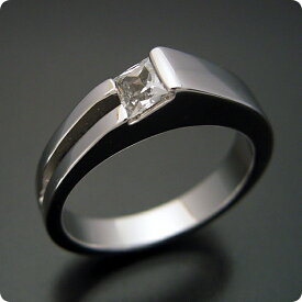 【婚約指輪】エンゲージリング【プリンセスカット】ダイヤモンド【ブライダルジュエリー】プラチナ【結婚指輪】マリッジリング【プリンセスカットダイヤモンドならではのデザインの婚約指輪】宝石鑑別書付き