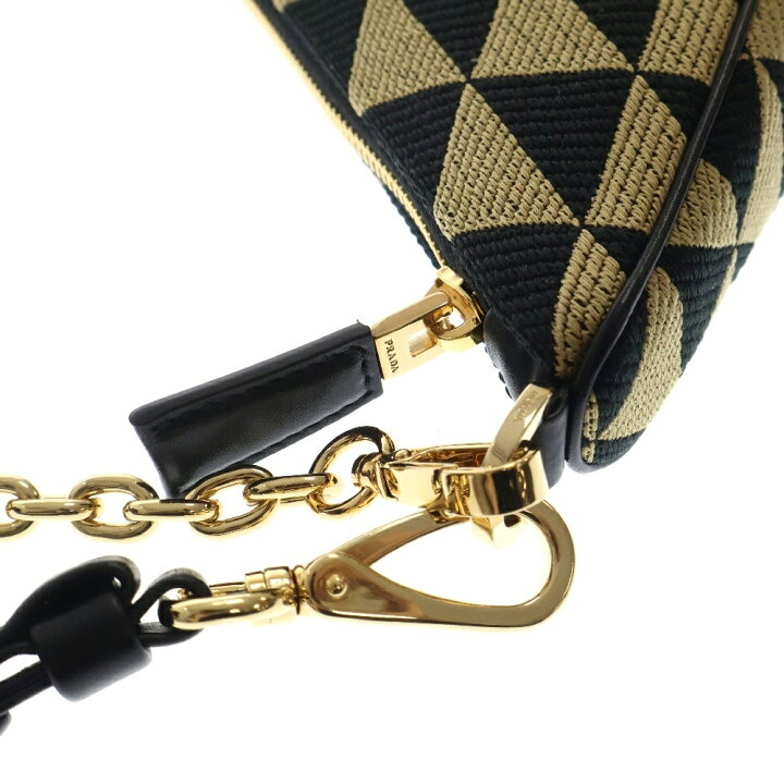 楽天市場】PRADA(プラダ) Triangolo Jacqu トライアングルロゴ  