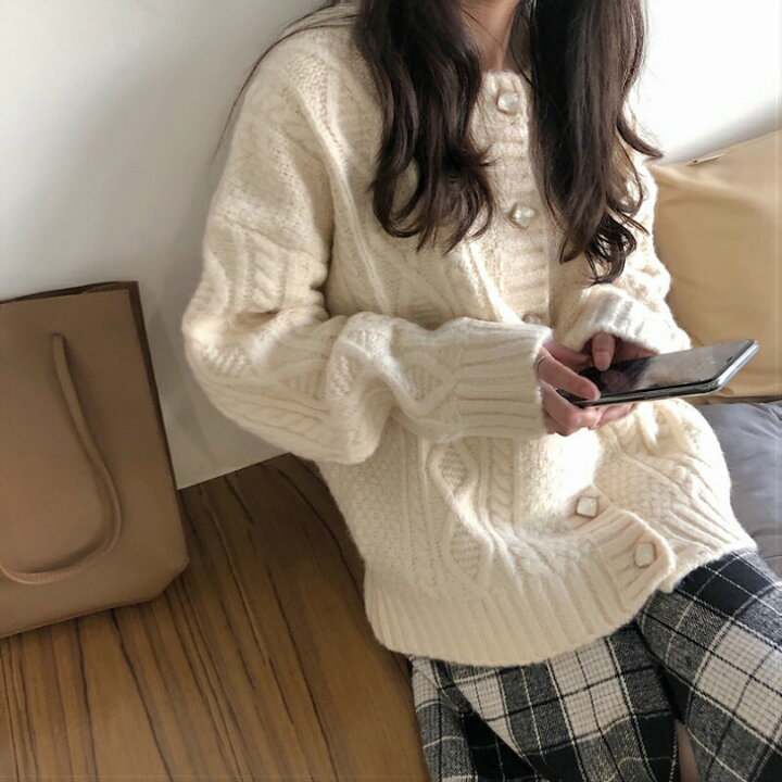 楽天市場 ニットカーディガン 冬 ざっくり編み カーディガン レディース 秋冬 厚手 カーデガン トップス 秋 冬 長袖 ニット トレンド ドロップショルダー アウター ショート 羽織り ドルマン ニット ゆったり 杏色 エルムグリーン ライトブルー パールホワイト