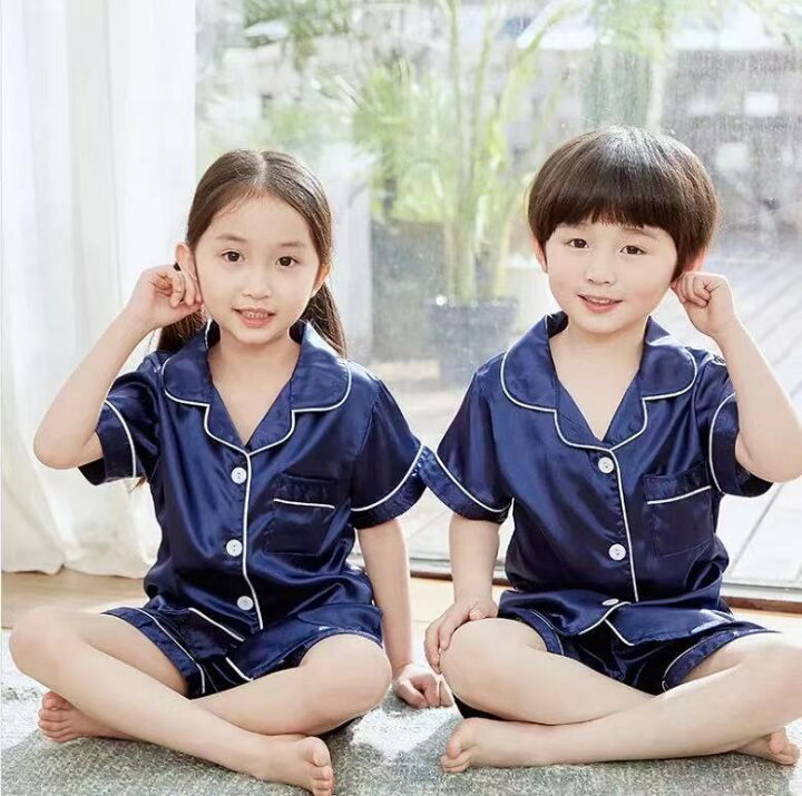 楽天市場 送料無料 子供パジャマ 半袖 キッズパジャマ 男女兼用 前開き ルームウェア 前ボタン こどもパジャマ シルク風パジャマ 6色 部屋着 寝巻き ブルー パープル レッド ピンク グリーン ゴールド 100 110 1 130 140 150 ブライトン