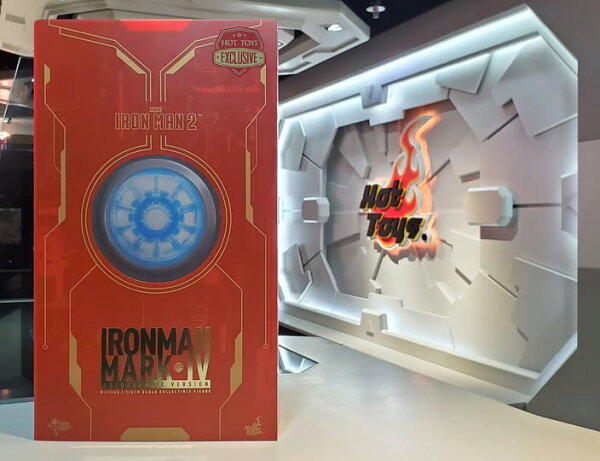 「新品・在庫」Hottoys ホットトイズ MMS568 アイアンマン マーク 4 　ホログラフィック ハージョン IRON MAN MARK IV (HOLOGRAPHIC VERSION)