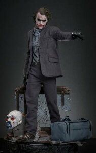 u\v zbggCY DX50 w_[NiCgEgW[x W[J[isj1/6 tBMA@The Dark Knight Trilogy - The Joker (Bank Robber)