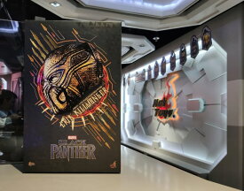 「新品・在庫」Hottoys ホットトイズ MMS 471 『ブラックパンサー』エリック・キルモンガー 1/6 スケールフィギュア　Black Panther - Erik Killmonger