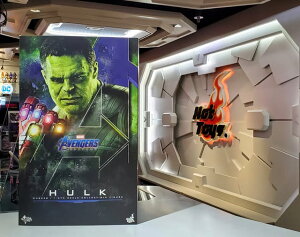 �u�V�i�E�݌Ɂv Hottoys �z�b�g�g�C�Y�@MMS558 - �w�A�x���W���[�Y�^�G���h�Q�[���x �n���N 1�^6�X�P�[���t�B�M���A Avengers: Endgame - Hulk