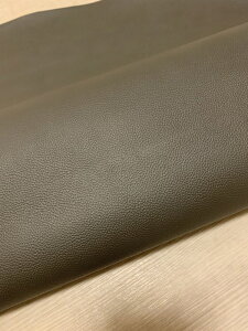 ダークグレー 220ds クロム革 牛革 国産 レザー シボ型押し はぎれ 一枚革 レザークラフト 革 皮 本革 diy 生地 材料