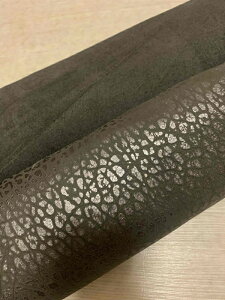 グレー系 200ds クロム革 牛革 イタリア レザー エンボス加工 はぎれ 一枚革 レザークラフト 革 皮 本革 diy 生地 材料