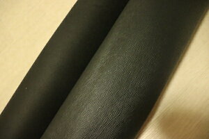 ブラック 220ds クロム革 牛革 国産 レザー エピ調型押し はぎれ 一枚革 レザークラフト 革 皮 本革 diy 生地 材料