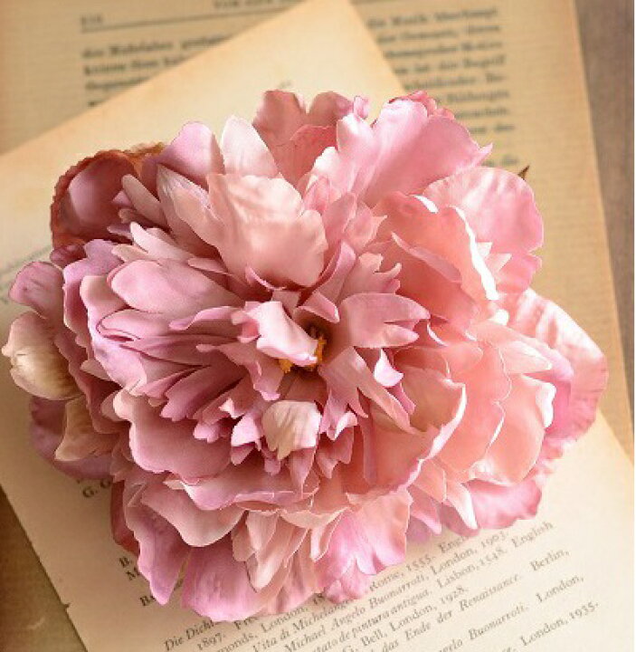 楽天市場 コサージュ ピオニー 選べる色 送料無料 入園式 卒園式 入学式 卒業式 結婚式 お祝い ブライダル 高級 披露宴 母 親子 お揃い 発表会 七五三 フォーマル 和装 着物 浴衣 ドレス スーツ 手作り 豪華 ピン クリップ 人気 シック お洒落 高級 造花 ケース 楽天市場 コサージュ ピオニー 選べる色 送料無料 入園式 卒園式 入学式 卒業式 結婚式 お祝い ブライダル 高級 披露宴 母 親子 お揃い 発表会 七五三 フォーマル 和装 着物 浴衣 ドレス スーツ 手作り 豪華 ピン クリップ 人気 シック お洒落 高級 造花 ケース