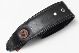 �ynew�zERGOSTRAPS / Padded SPACE 4 BLACK regular�yGIB���l�z
