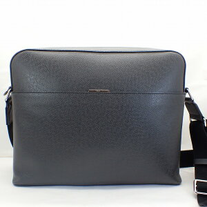 ルイ・ヴィトン(LOUIS VUITTON) タイガ(taiga) 中古 メッセンジャー  