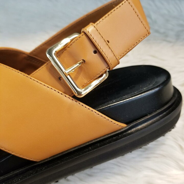 楽天市場】マルニ MARNI カーフスキン フスベット クロススタイル 