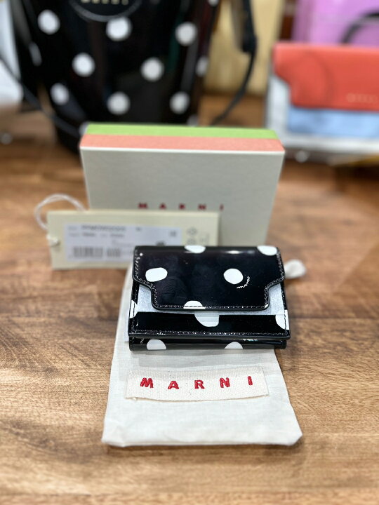 楽天市場】MARNI｜マルニ VERNICE STAMPA DOTS 二つ折り財布 