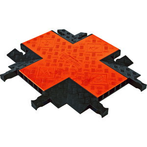 CHECKERS@K[hhbO@dʌ^d5{pNX