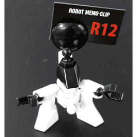 机の上を占拠するロボットメモフォトスタンド　OHTO　ROBOT MEMO-CRIP