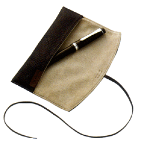 キップレザーとビッグスウェード仕上げ パイロット ペンサンブルレザーペンケース PSR1-01-DBN