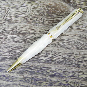 XtXL[P̂悤ȃAN{fB |M {[y SNOW ̓ v[g Mtg