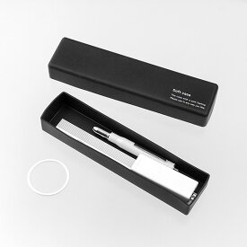 シリコン製で柔らかい、シンプルなペンケース ミドリ ソフトペンケース・黒A