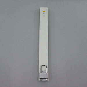 Vb^[A~yG-110N^z 2AVb^[̒ԂɂĂ钅E\ȒɂȂ܂BVb^[̒ԂċȂĂ܂ATrĕĤŃA~̒Ɍ