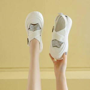 スニーカー レディース スポーツサンダル 白 穴あき 涼しい靴 柔らかい靴底 面ファスナー 大きいサイズ 白 黒 通気性 耐摩耗性 カジュアル 春夏