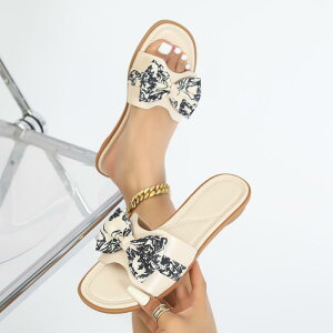 T_ fB[X tbg [q[ Xbp ~[ ؂ ₷ 킢  wlC  ItzCg