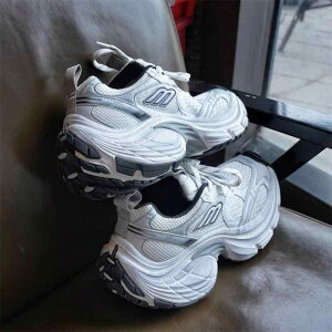 スニーカー 厚底 メンズ レディース スポーツシューズ ランニングシューズ ウォーキングシューズ 運動靴 カジュアル ローカット 通気性 滑り止め 衝撃吸収 クッション性 普段使い デイリー