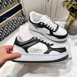 スニーカー レディース ランニングシューズ 厚底 運動靴 ローカット 紐 疲れにくい 軽量 通気性 耐摩耗性 黒 白 ピンク系 グレー ブルー