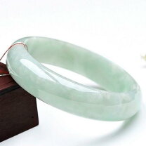 楽天市場】翡翠 バングルの通販