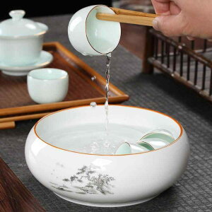 ���q ���ۂ� ������ ���I�� �􂢕����� �D�M ���S����\ ��e��1500ml �V���v�� �a19cm ����7cm2