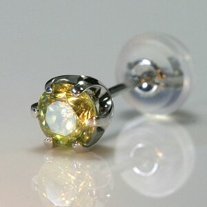 【ポイント2倍】スフェーン ピアス メンズ プラチナ片耳用 【送料無料】 スタッド シンプル 7月 誕生石 【Mens pierce】