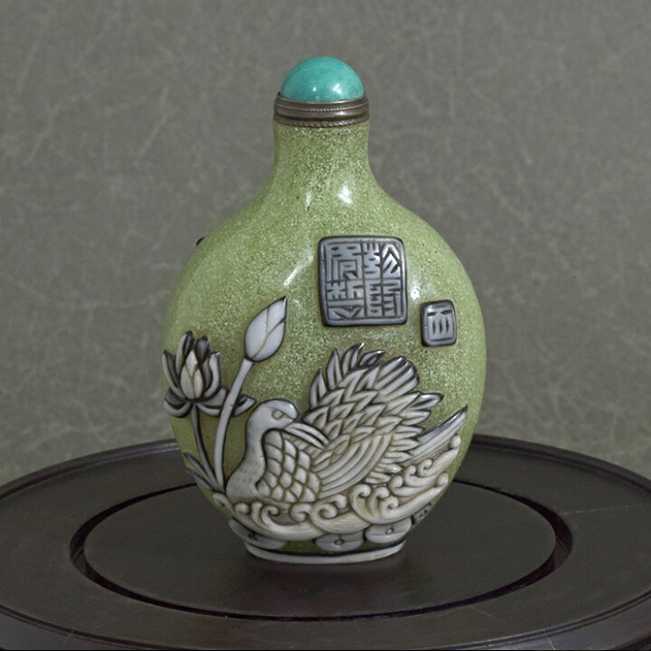 楽天市場】蓮花の中に遊ぶ鶴たち鼻煙壺211007鼻煙壷 鼻煙壺 中国 芸術 