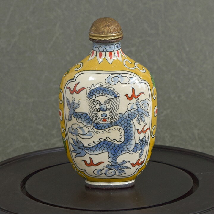 楽天市場】勇壮な龍が躍る鼻煙壺211027鼻煙壷 鼻煙壺 中国 芸術  