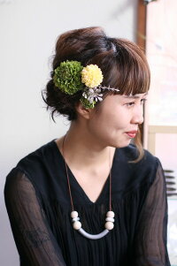 小さいダリアの髪飾り【くすんだ緑】【ヘアピン付】【ケース付】
