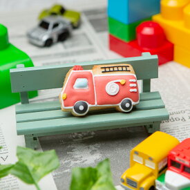 男の子に大人気【消防車クッキー】アイシングクッキー クッキー ケーキデコレーション 男の子 アイシングクッキー 誕生日 メッセージクッキー メッセージ入りクッキー かわいい お菓子 プチギフト ギフト アイシングクッキーleap はたらくくるま 働く車 乗り物 消防車