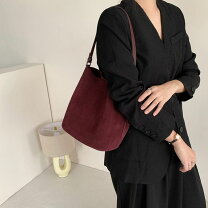 楽天市場】バケツ型 バッグ（カラーワインレッド）（レディースバッグ 