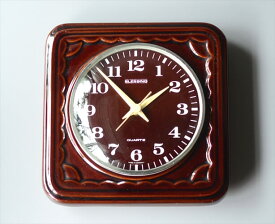 【送料無料】ドイツ製 BLESSING 深いブラウン釉薬の陶器の壁時計 電池式 壁掛け時計 セラミック アンティーク_240508
