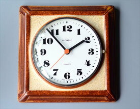 【送料無料】ドイツ製 KIENZLE 雰囲気あるブラウン色の陶器の壁時計 電池式 キンツレー 壁掛け時計 セラミック アンティーク_240508