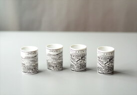 【送料無料】ドイツ製 ドイツの街並み 陶器のショットグラス 4個セット 小さなカップ ミニカップ ヴィンテージ アンティーク_240514