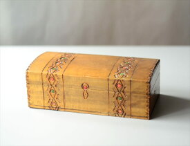 【送料無料】ドイツから 木製の小箱 木箱 アンティークボックス 小物入れ オブジェ 置物 アートピース ヴィンテージ アンティーク_240515
