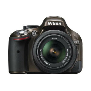 Nikon fW^჌tJ D5200 YLbg AF-S DX NIKKOR 18-55mm f/3.5-5.6G VRt uY D5200LKBZ