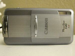 Canon PowerShot s40 4 MPfW^JW / 3 xwY[