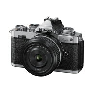 [新品]Nikon ニコン ミラーレス一眼カメラ Zfc 28mm f/2.8 Special Edition キット シルバー【クーポン対…
