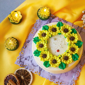 【 選べる2種類 ◎ デイジーリースケーキ 】 ハロウィン バタークリームケーキ 5号 フラワーケーキ 食べられる 冷凍 可愛い バースデーケーキ 取り寄せ 通販 ギフト 冷凍ケーキ 誕生日 お取