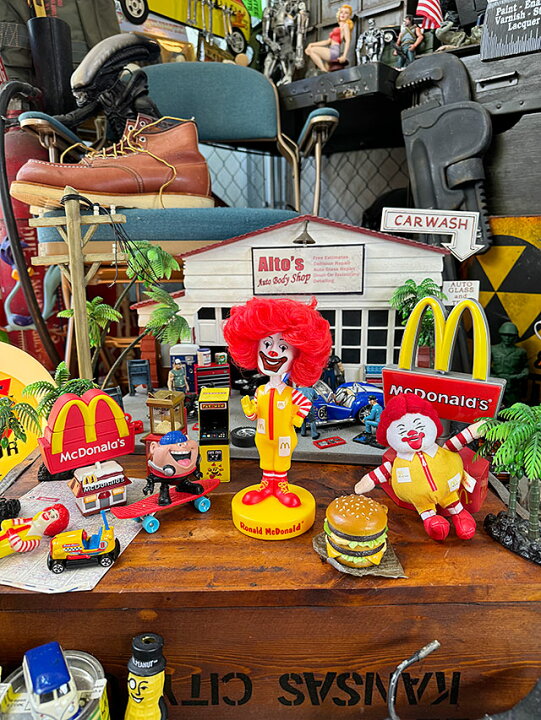 楽天市場】FUNKO ファンコ ロナルド・マクドナルド ボビングヘッド 
