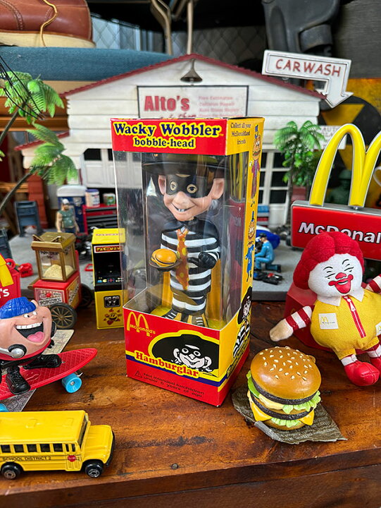 楽天市場】FUNKO ファンコ ハンバーグラー ボビングヘッド アメリカン 
