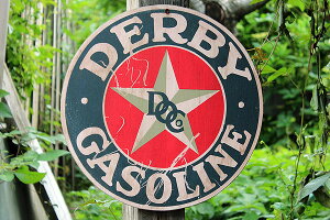 昔のアドバタイジング ウッドサイン シリーズ第三弾 (ダービーガソリン) 看板 アメリカン雑貨 アメリカ雑貨 グッズ