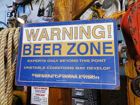 警告！ビールゾーン　U.S.ヘヴィースチールサイン