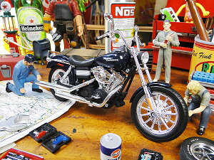 マイスト 2006年 ハーレーダビッドソン ダイナ ストリートボブ FXDBI ミニカー 1/12スケール アメリカン雑貨 アメリカ雑貨 モデルカー ジオラマ グッズ HARLEY DAVIDSON おしゃれ