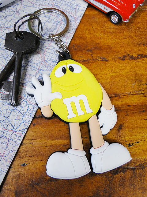 楽天市場 カンパニーキーチェーン M M S イエロー プレゼントにも最適 かわいいアメキャラで楽しくオシャレに演出 アメリカン雑貨 キーホルダー キーリング 鍵 人気のアメリカ雑貨屋 ブランド ファッション 小物 ロゴ アメリカ雑貨通販キャンディタワー