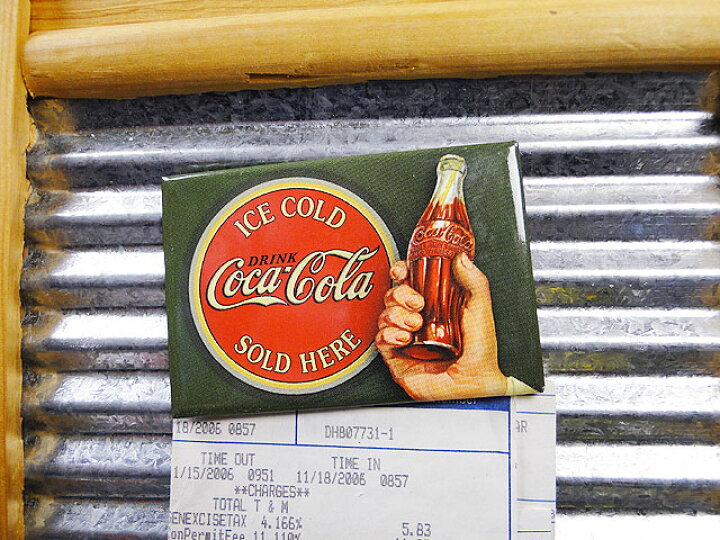 楽天市場 コカ コーラのマグネットシート ブルズアイ コカコーラグッズ 雑貨 グッズ ブランド Coca Cola アメリカ雑貨 アメリカン雑貨 ステーショナリー 文房具 磁石 おしゃれ アメリカ 雑貨 おもしろ 人気 アメリカ雑貨通販キャンディタワー